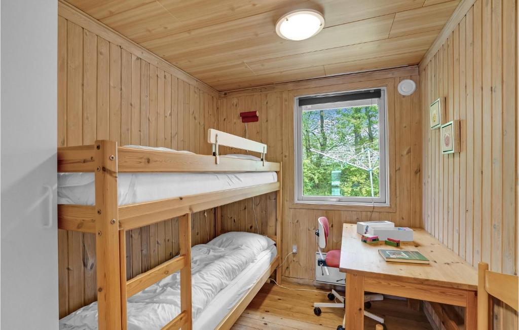 Postel nebo postele na pokoji v ubytování Holiday Home Fyrrelunden Ks Denmk
