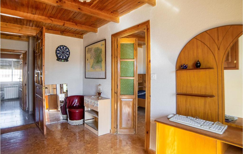 Fotografia z galérie ubytovania Stunning Home In Villarrín De Campos v destinácii Villarrín de Campos