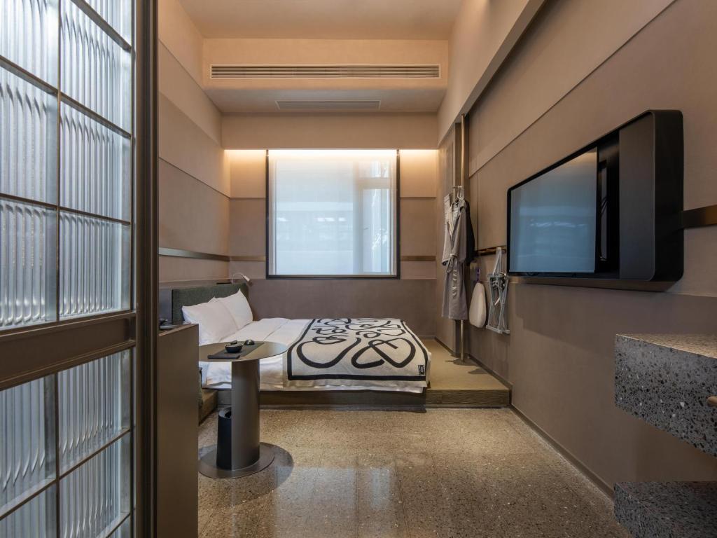 NOA Hotel SHENZHEN LUOHU - Superior Double Room