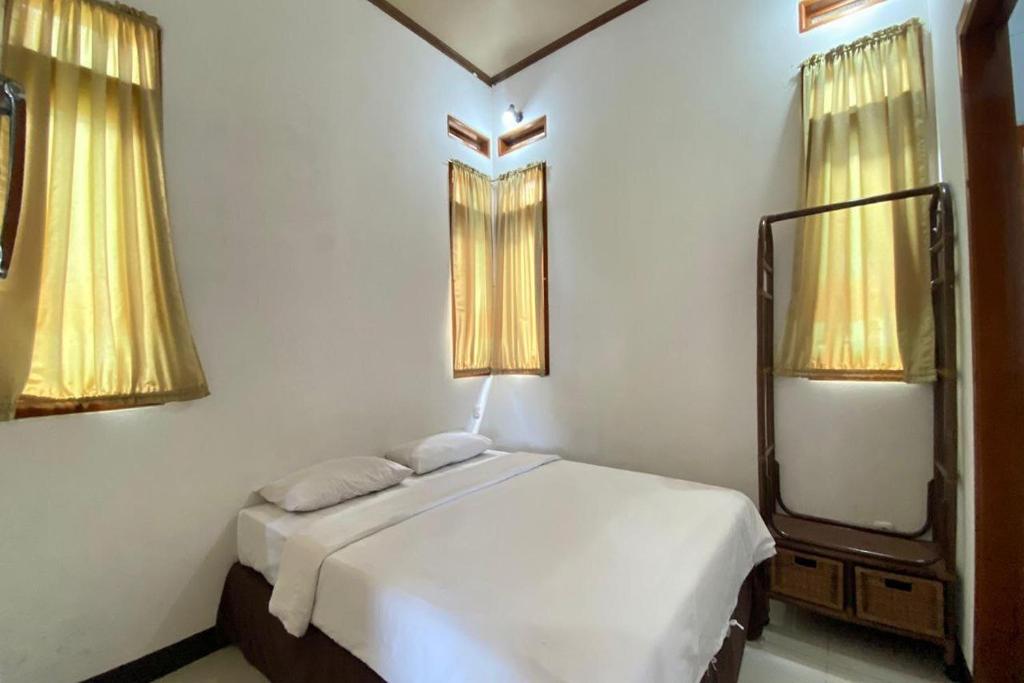 Grand Nirwana Resort Lembang - Double Room With Garden View