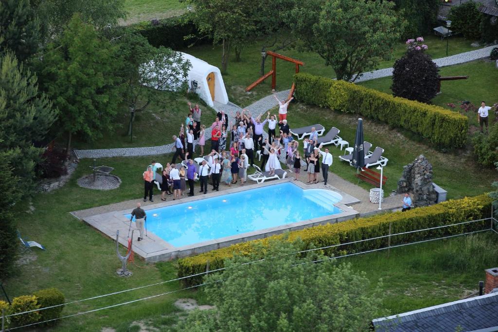 Bazén v ubytování Hotel Alpenhof nebo v jeho okolí
