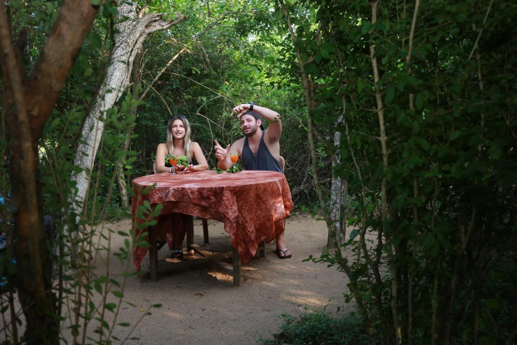 Gæster der bor på The Campers Lodge Yala