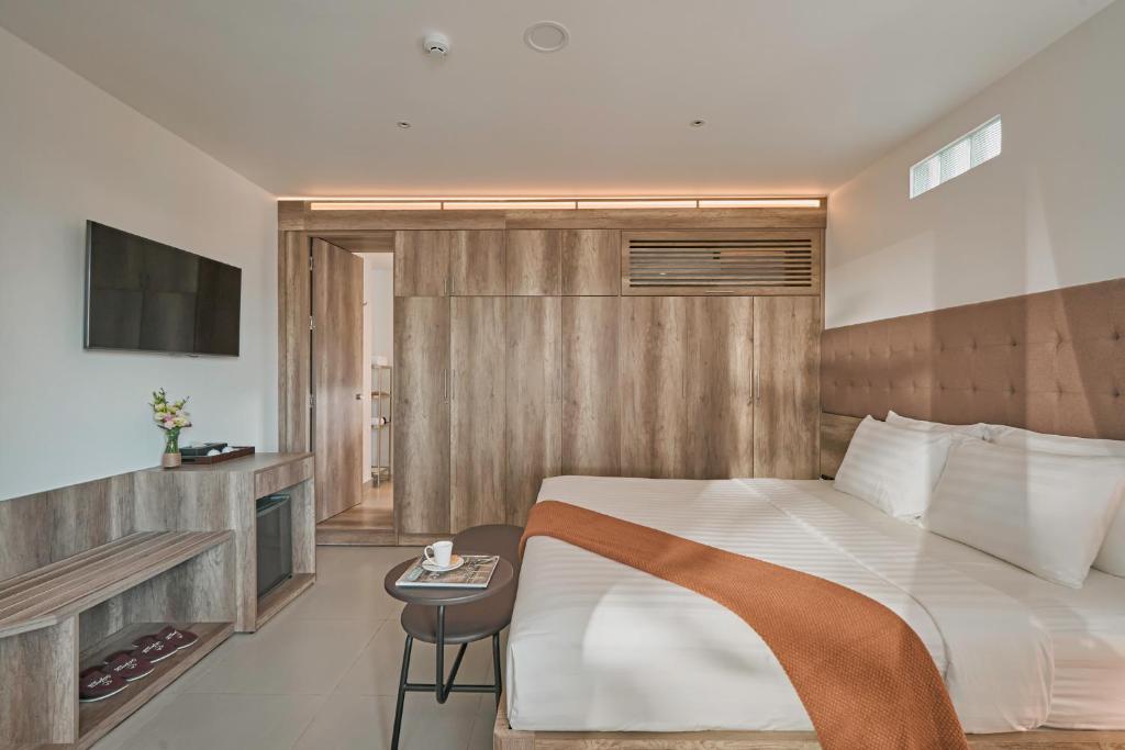 TV/trung tâm giải trí tại California Hotel