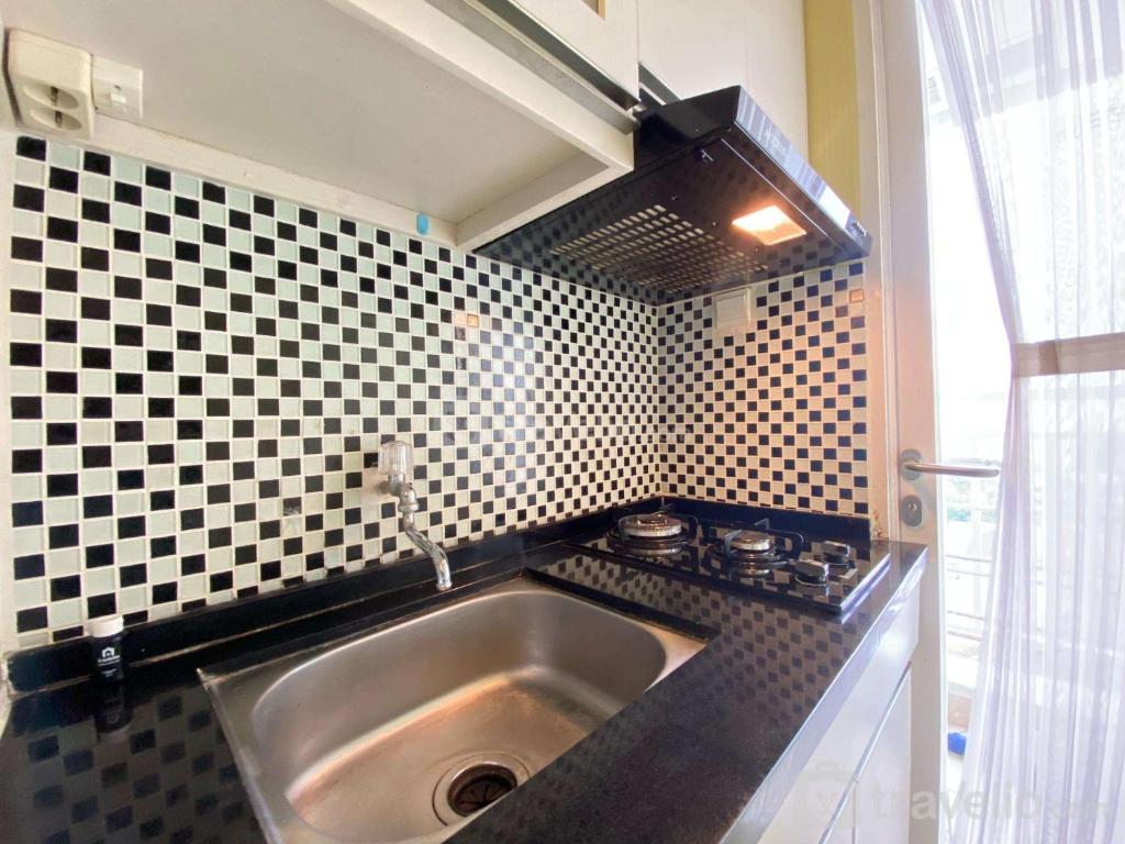 2BR Cozy Apartment at Parahyangan Residence By Travelio - Appartement De Deux Chambres
