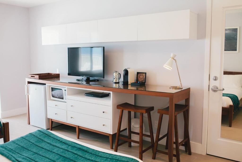 Tides Inn Hotel - Habitación Doble Estándar (11)