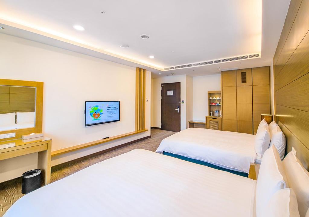 Cheng Wan Grand Hotel - 浴室的四倍房间