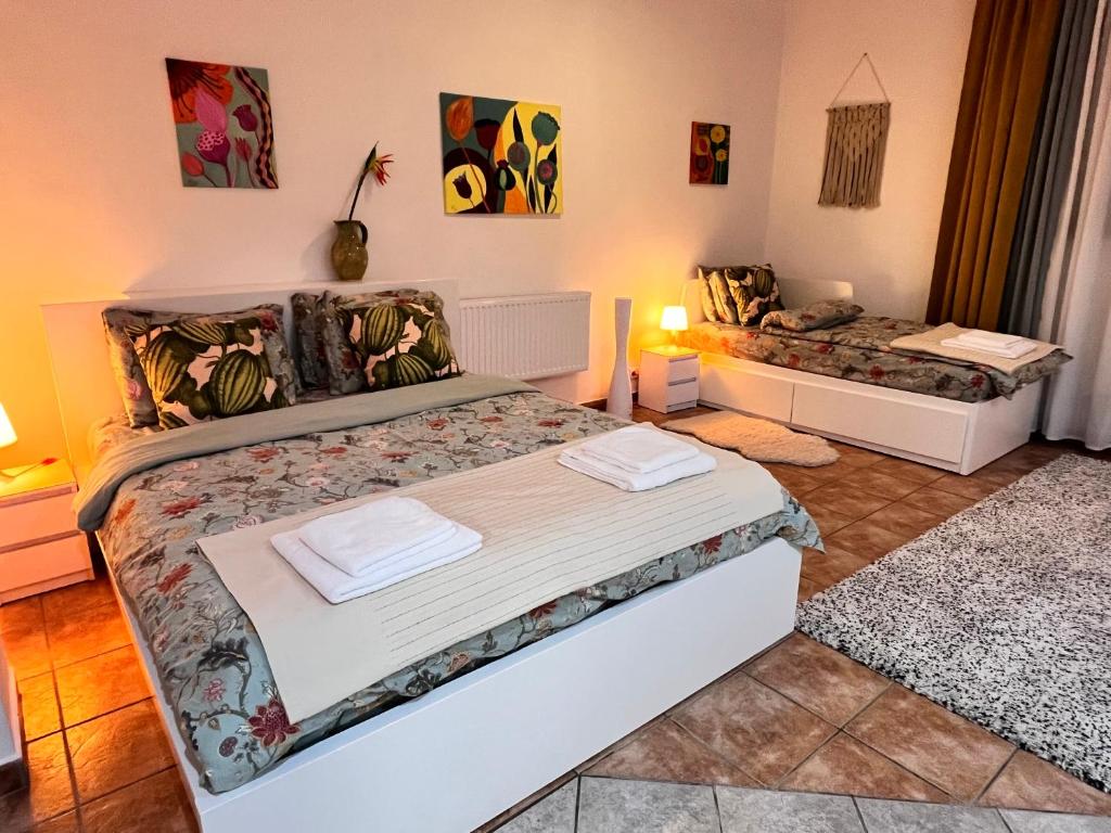 Postel nebo postele na pokoji v ubytování Apartament ORZEŁ BIAŁY