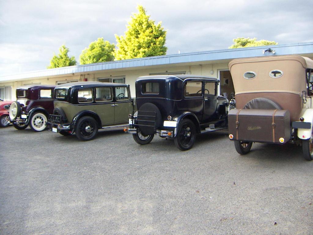 Camellia Court Family Motel - Resim 15