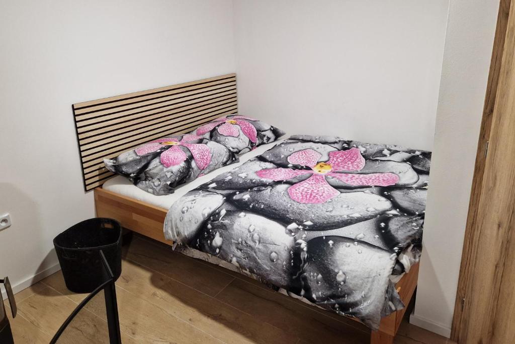 Posteľ alebo postele v izbe v ubytovaní Apartmány pod Soláněm