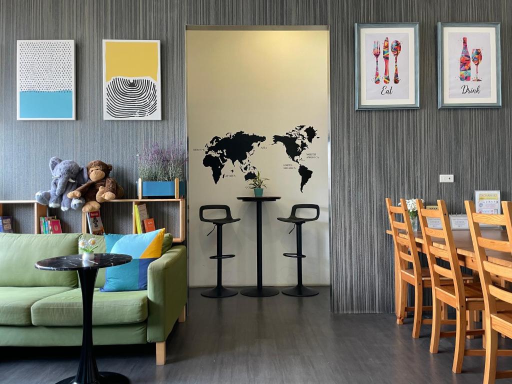Posezení v ubytování Easymind Guesthouse Taipei Main Station