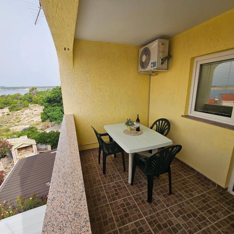 Fotografia z galérie ubytovania Vidalići Seaview Apartment v destinácii Kustići