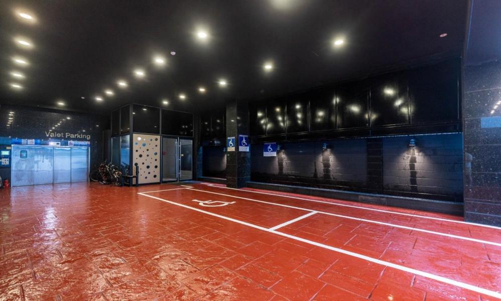 Tenis a/nebo squash v ubytování Anyang ILLOWA Hotel nebo okolí