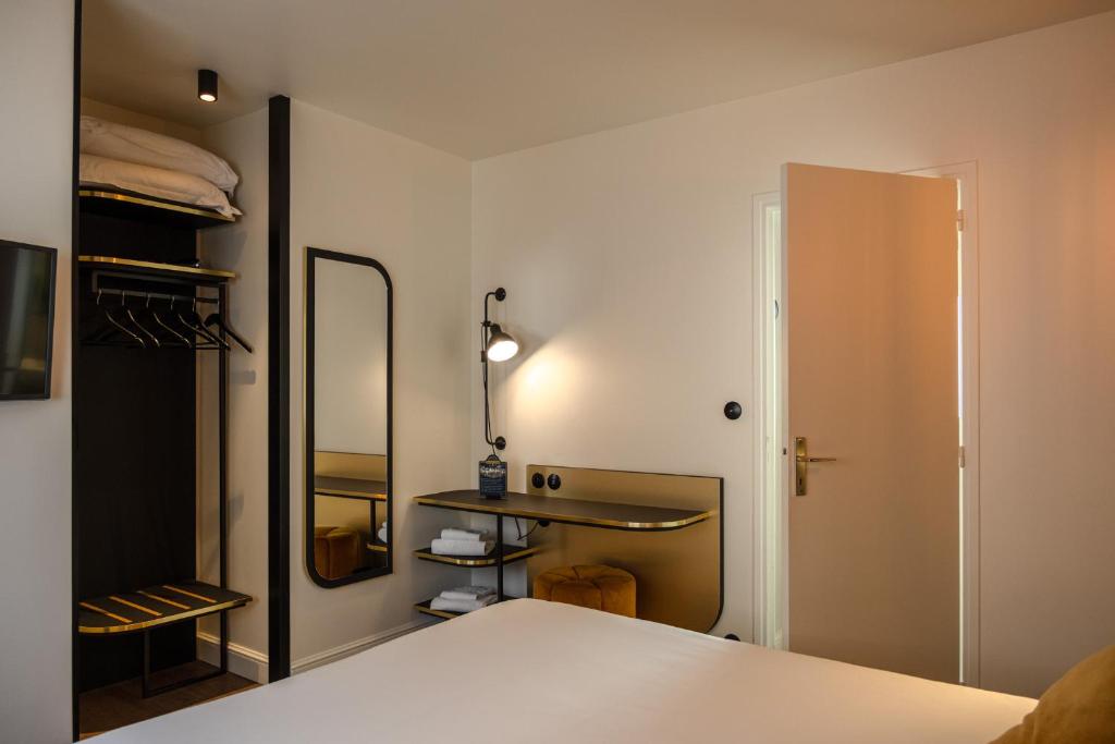 Grand Hôtel de Bretagne - Classic Double Room City Side