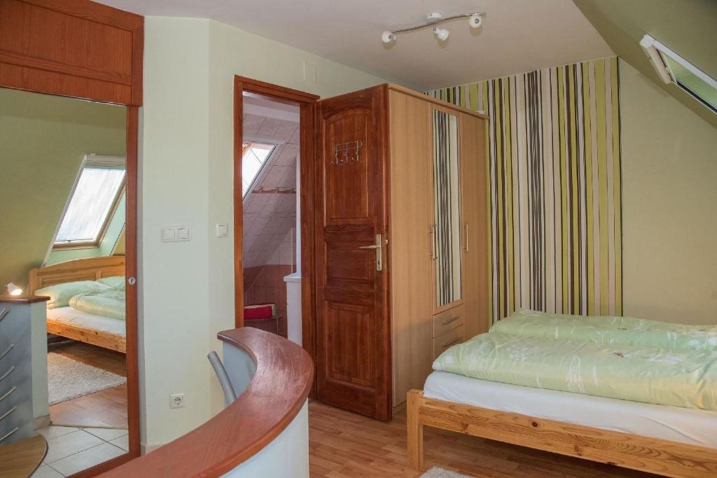 Fotografia z galérie ubytovania Wunderschöne Ferienwohnung in Keszthely v destinácii Keszthely