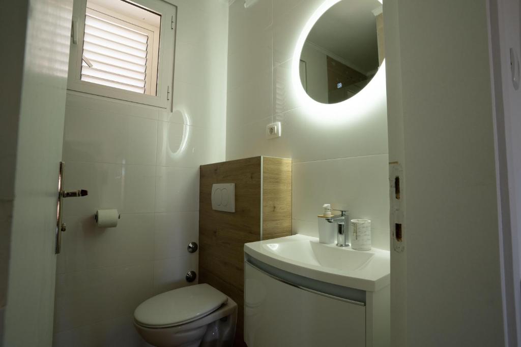 Apartments & Rooms Petra - 2