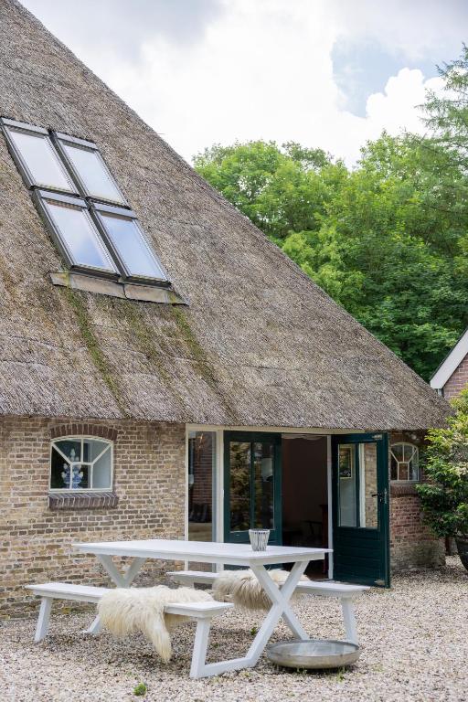Landgoed Olterterp Lodges, kies een comfortabel huisje of appartement op de allermooiste locatie - One-Bedroom House