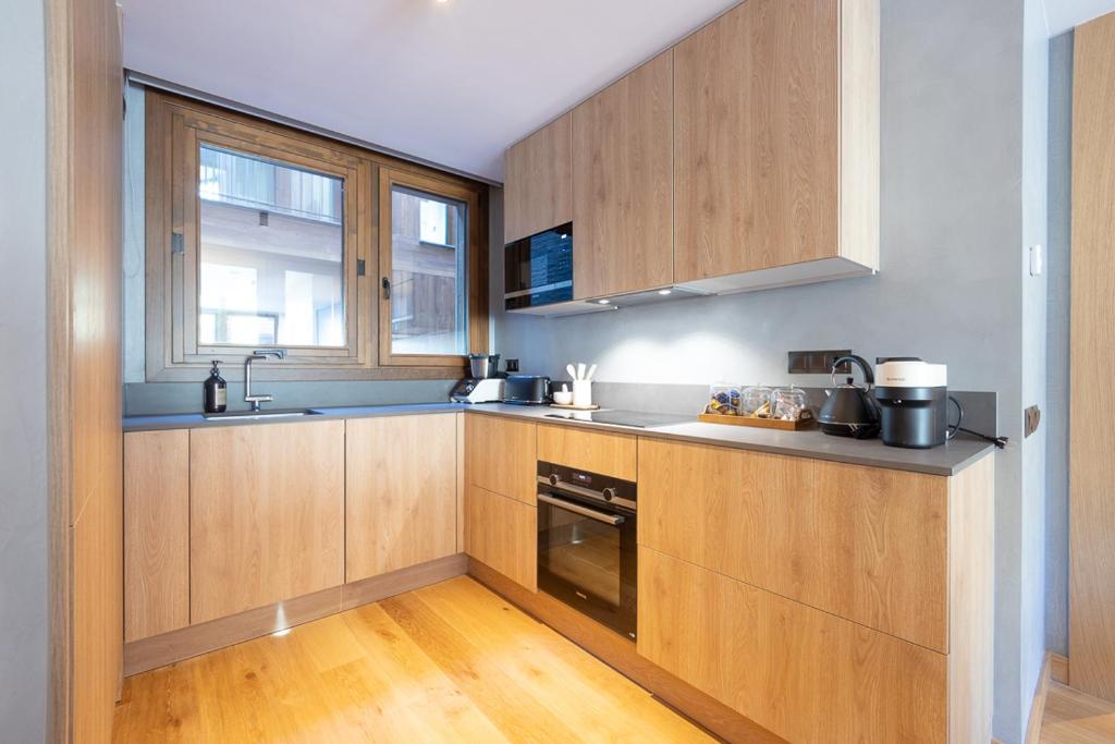 Kuchyň nebo kuchyňský kout v ubytování Isard Homes by Select Rentals