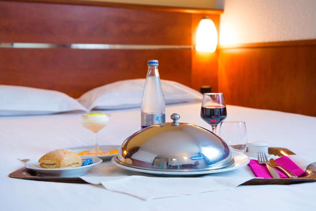 Brit Hotel Rennes St Grégoire – Le Villeneuve - 高级特大号床间