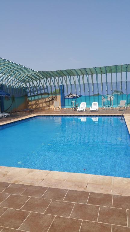 Bazén v ubytování Salicorne Saidia avec piscine nebo v jeho okolí