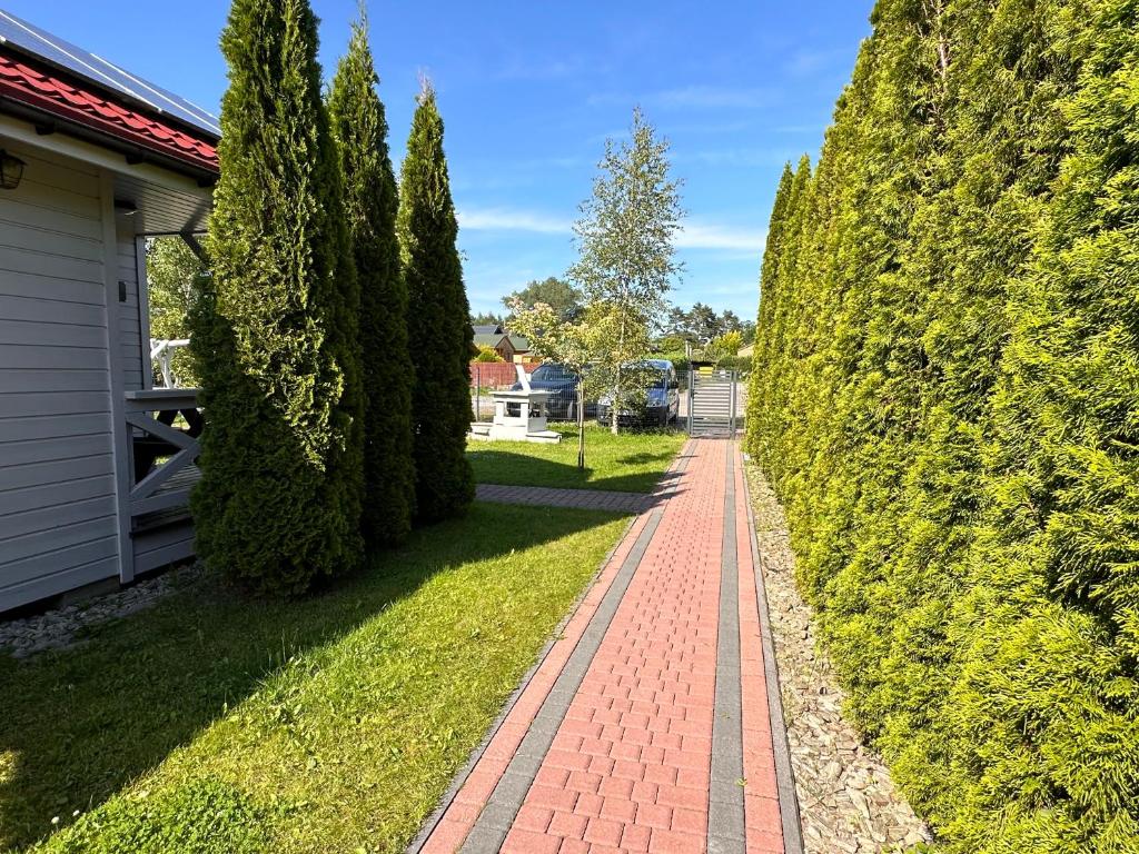 Zahrada ubytování Wakacje Bobolin
