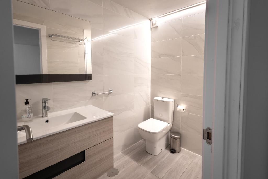Kúpeľňa v ubytovaní PREMIUM MALAGUETA SUITE