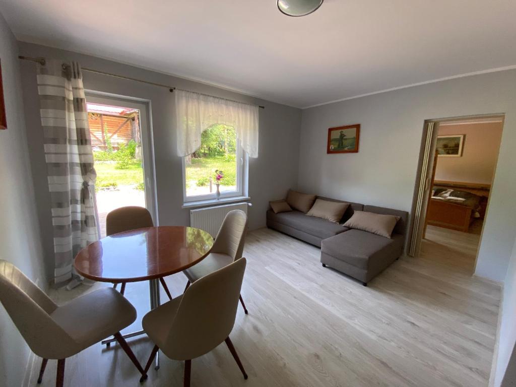 Χώρος καθιστικού στο Apartamenty Muflonik