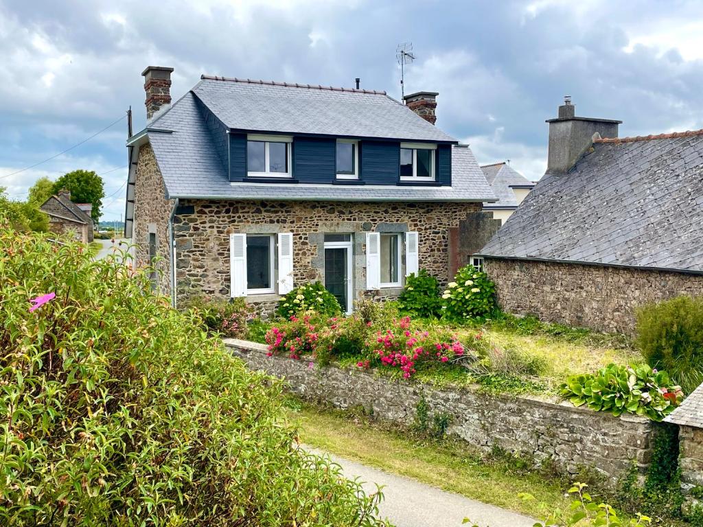 Κήπος έξω από το Superbe Maison rénovée - Trégomeur