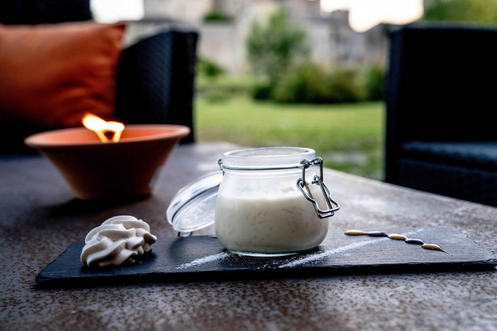 Fotografie z fotogalerie ubytování Logis L'Auberge de Larressingle v destinaci Larressingle