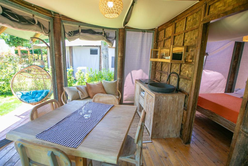 Fotografie z fotogalerie ubytování Procida Camp & Resort - La Caravella v destinaci Procida