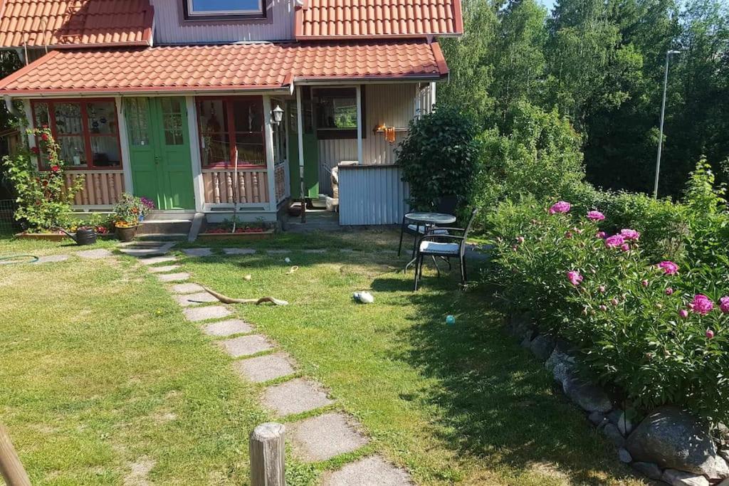 Фотография из галереи Hus nära Romme Alpin, Äventyrsgruva, bad, fiske в городе Бурленге