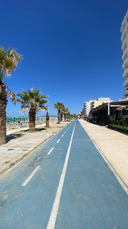 Fotografie z fotogalerie ubytování Wave Beachfront Apartments v destinaci Durrës
