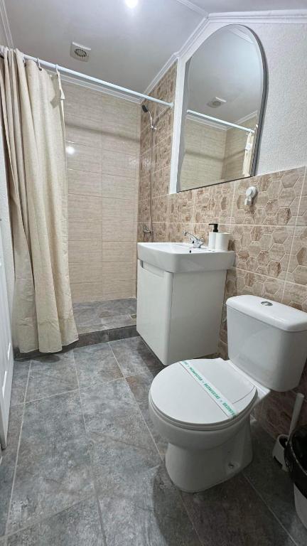 Koupelna v ubytování Casa Enisala