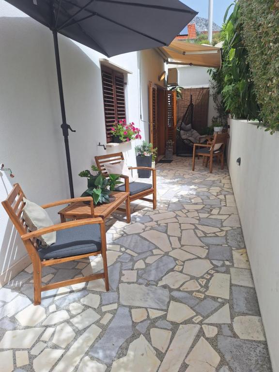 Patio alebo iná vonkajšia časť ubytovania Apartman Valeria