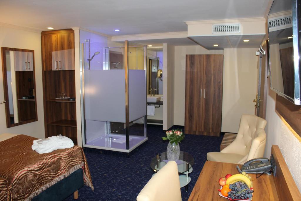 
Standard Single Room
