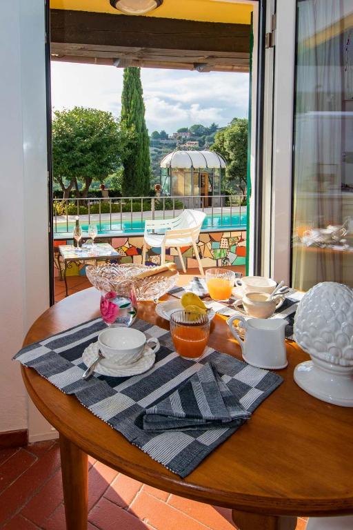 Bazén v ubytování Il Mirto B&B nebo v jeho okolí