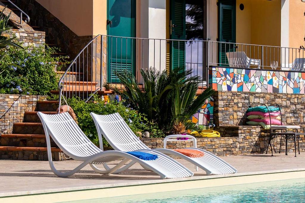 Bazén v ubytování Il Mirto B&B nebo v jeho okolí