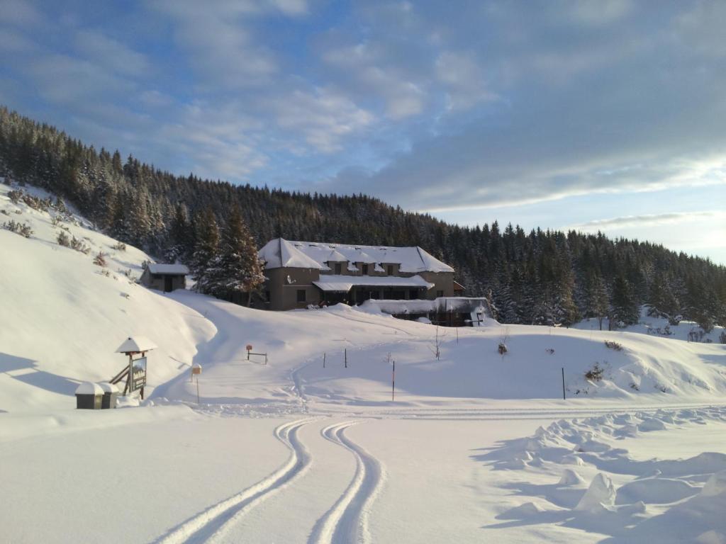 Photo de la galerie de l'établissement Gîte Chalet du Soulor, à Arrens-Marsous