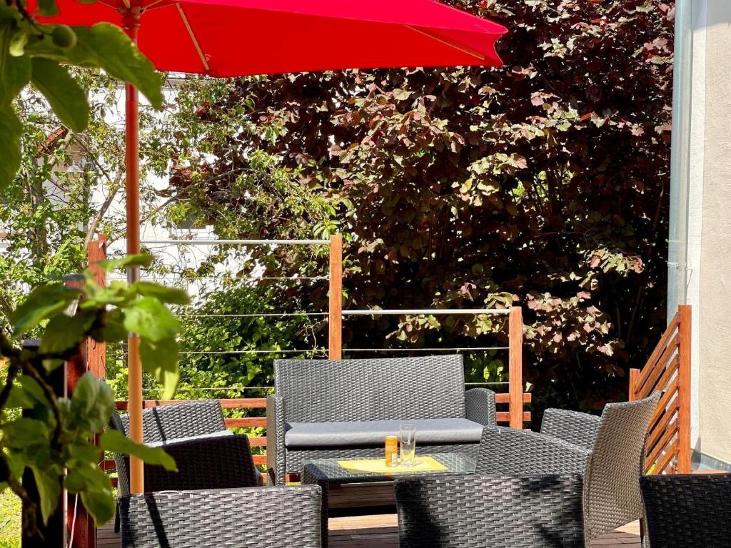 Taman di luar Die Villetta - Freistehendes Ferienhaus für 2-6 Personen
