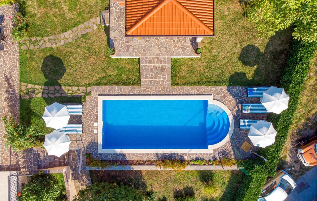 Bazén v ubytovaní Gorgeous Home In Kastav With Wifi alebo v jeho blízkosti
