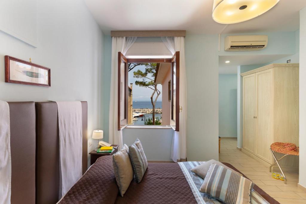 Sea Breeze Residence - 13