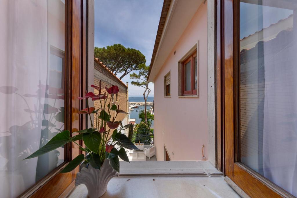 Sea Breeze Residence - 12