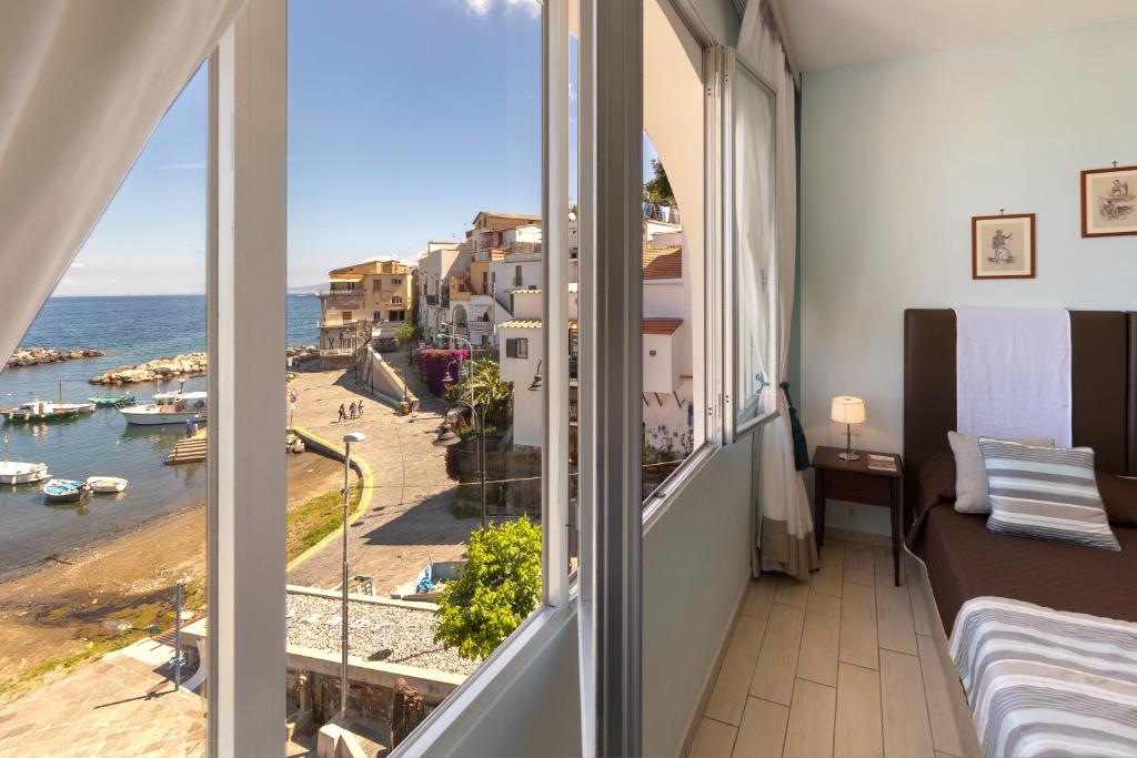 Sea Breeze Residence - 5