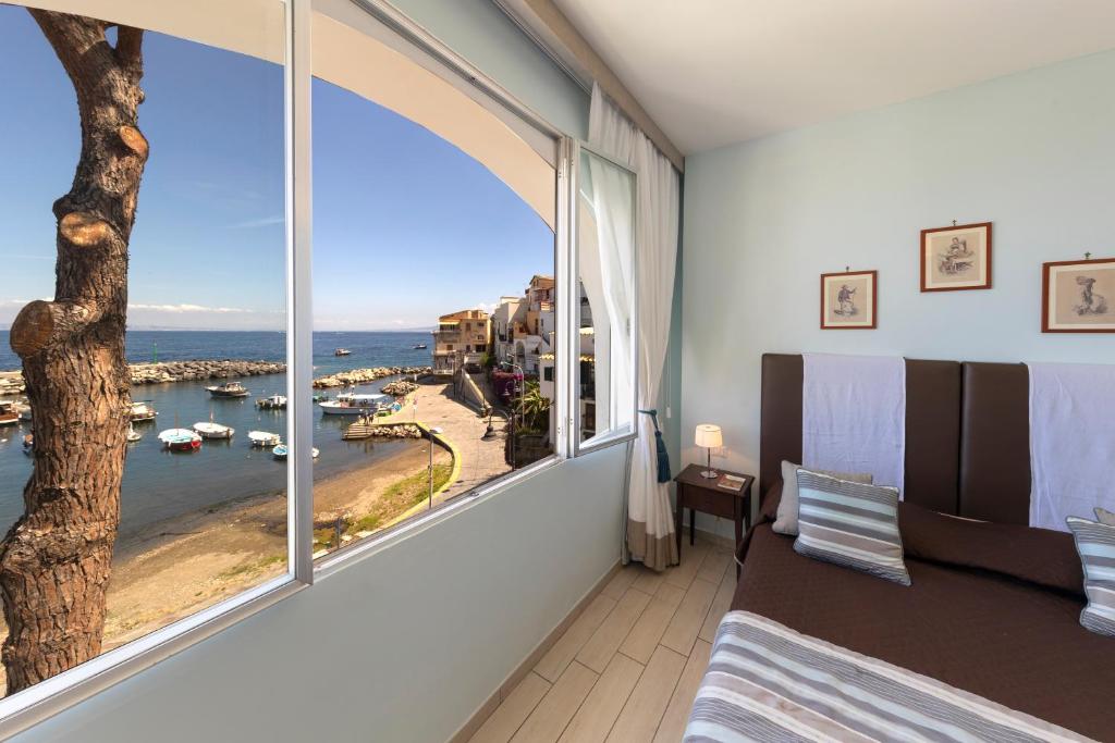 Sea Breeze Residence - 3