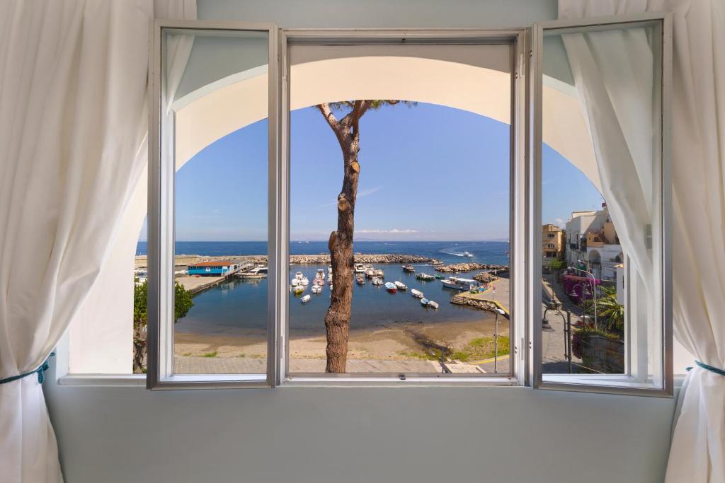 Sea Breeze Residence - 2