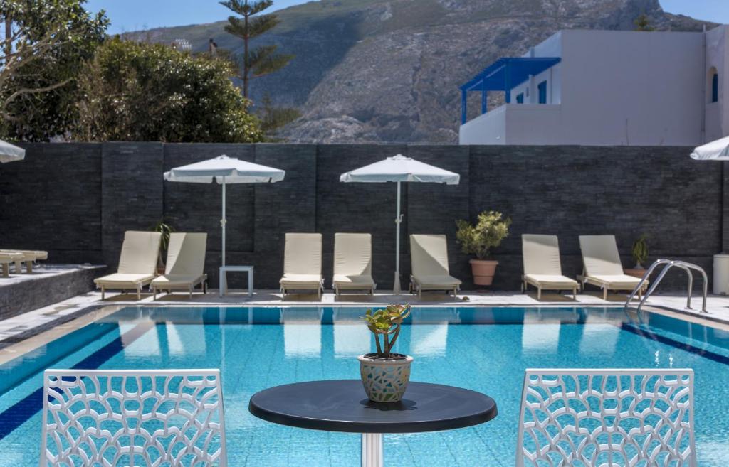 Santellini Hotel 