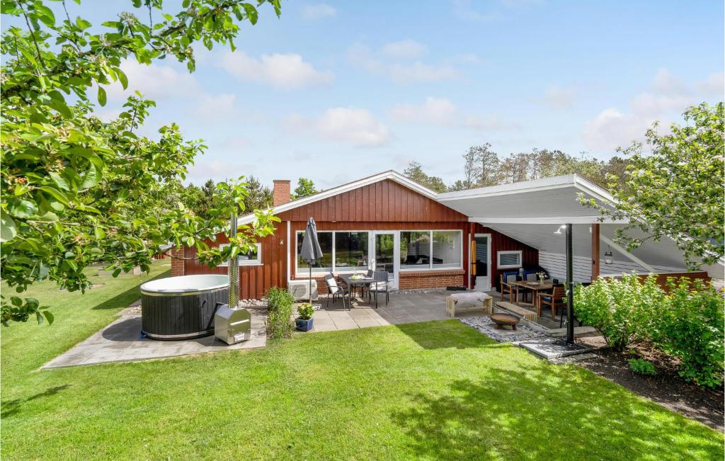 Amazing Home In Skjern With Wifi - Maison De Vacances De Trois Chambres