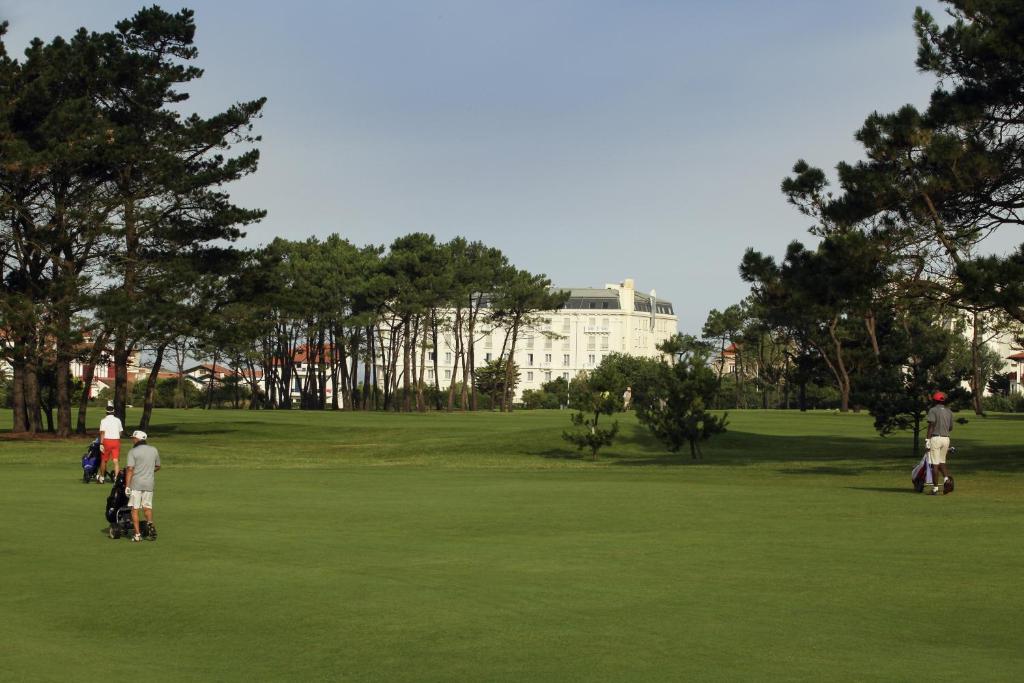 Golf v hotelu nebo okolí