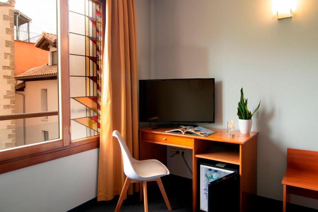 Hotel Beratxa - Familiekamer Met Eigen Badkamer