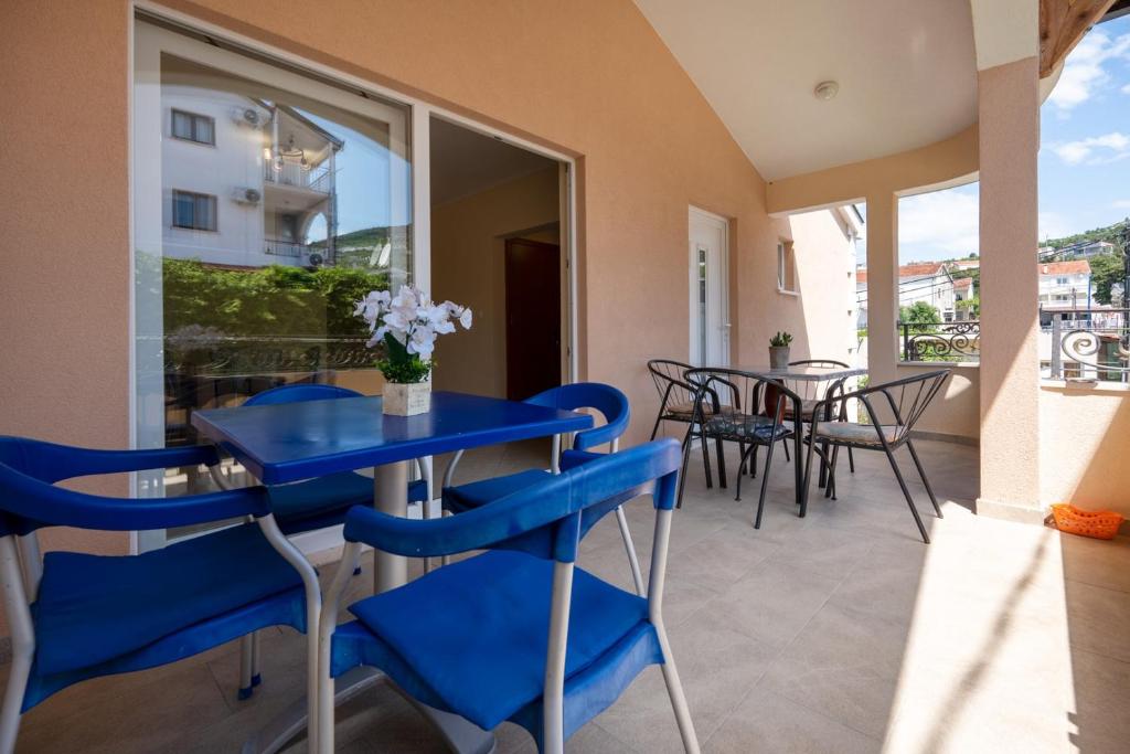 Posezení v ubytování Guest House Ardiana