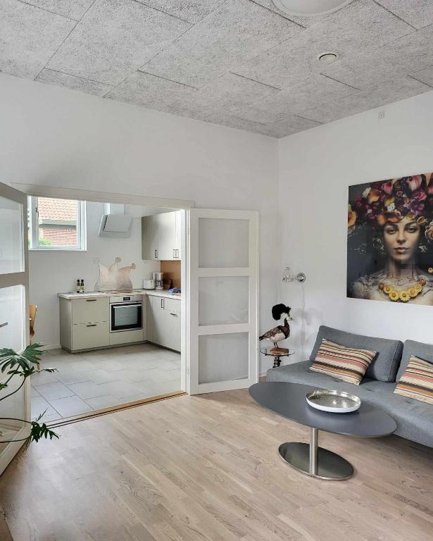 Kuchyň nebo kuchyňský kout v ubytování Modern & Homely Apartment - Free Parking